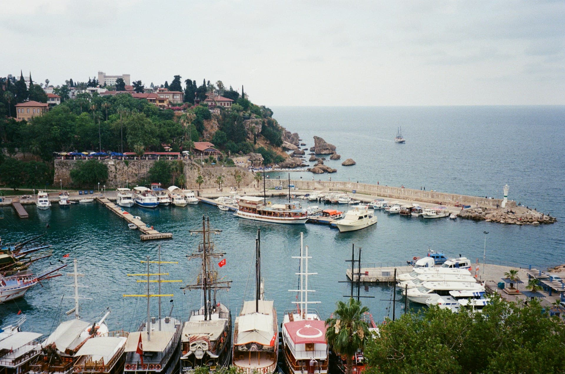 Antalya Kaleiçi yat limanı